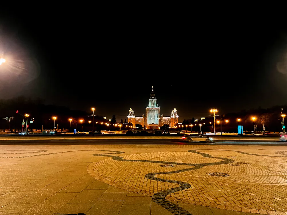Москва за 2 часа: от Кремля до небоскребов!