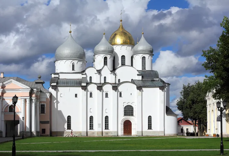 Великий Новгород: пешеходная экскурсия по старому городу