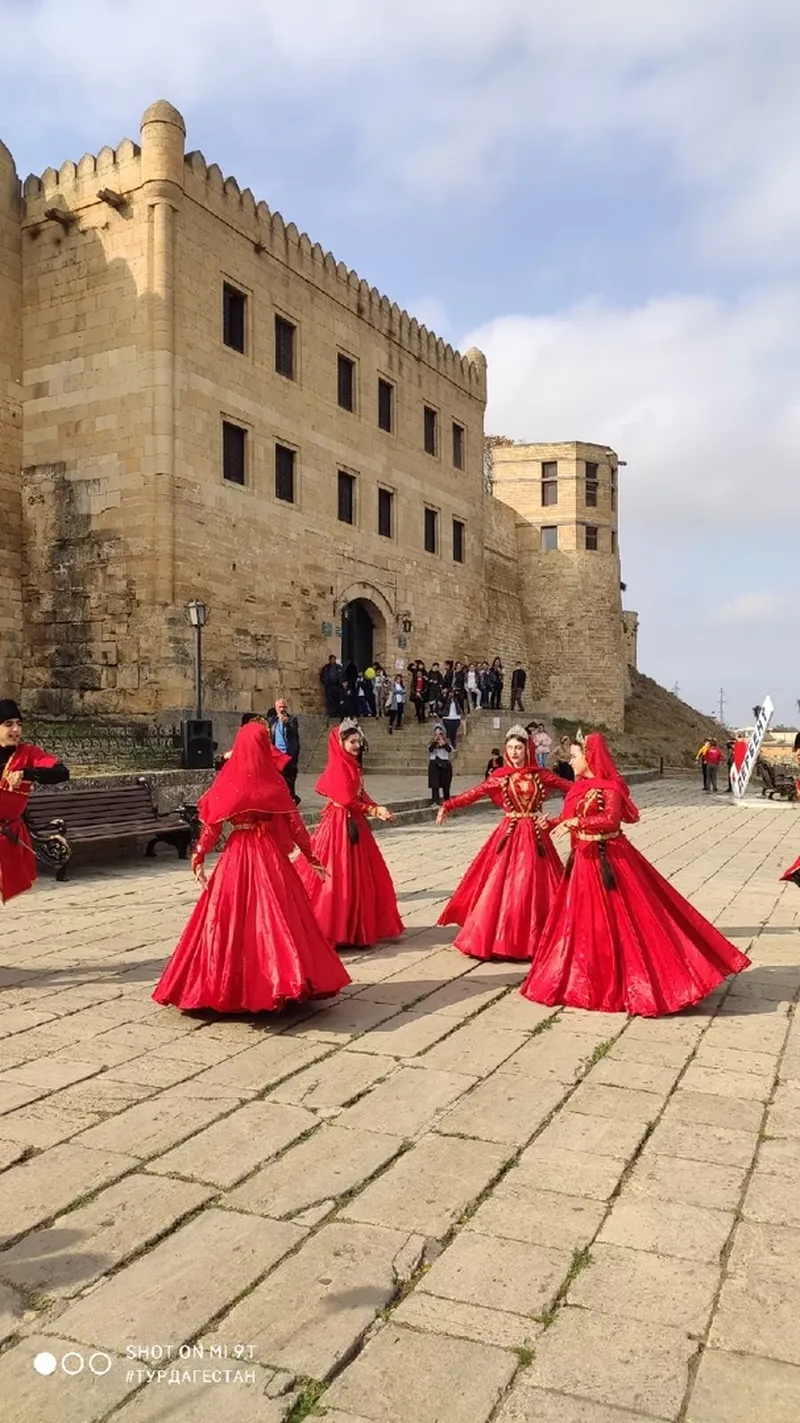 Авторская экскурсия по древнему городу Дербенту