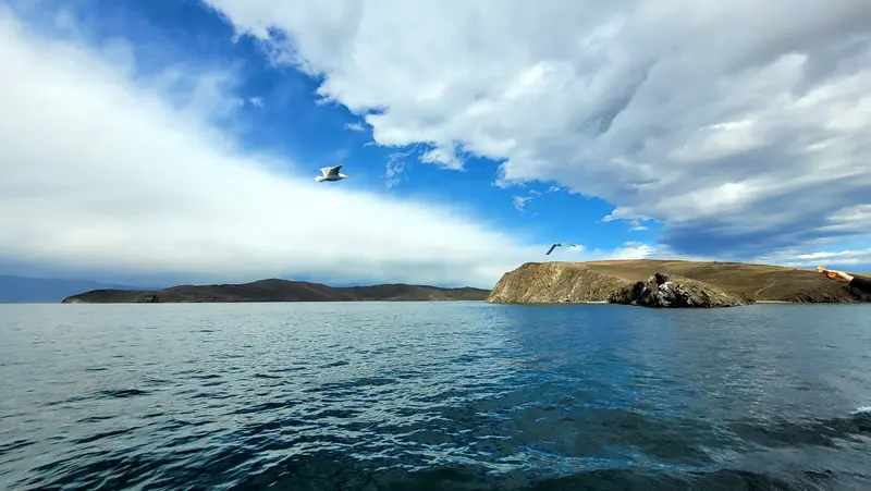 Бескрайний Байкал и земля шаманизма: яркая поездка к Малому морю из Иркутска