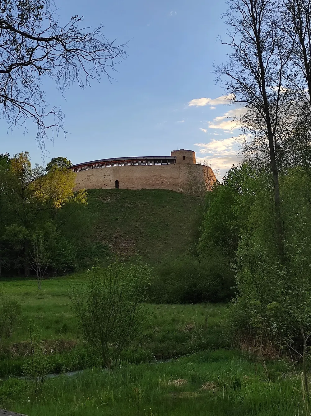 Прогулка по Изборску. Это ли не сказочная Русь – древняя изборская земля.