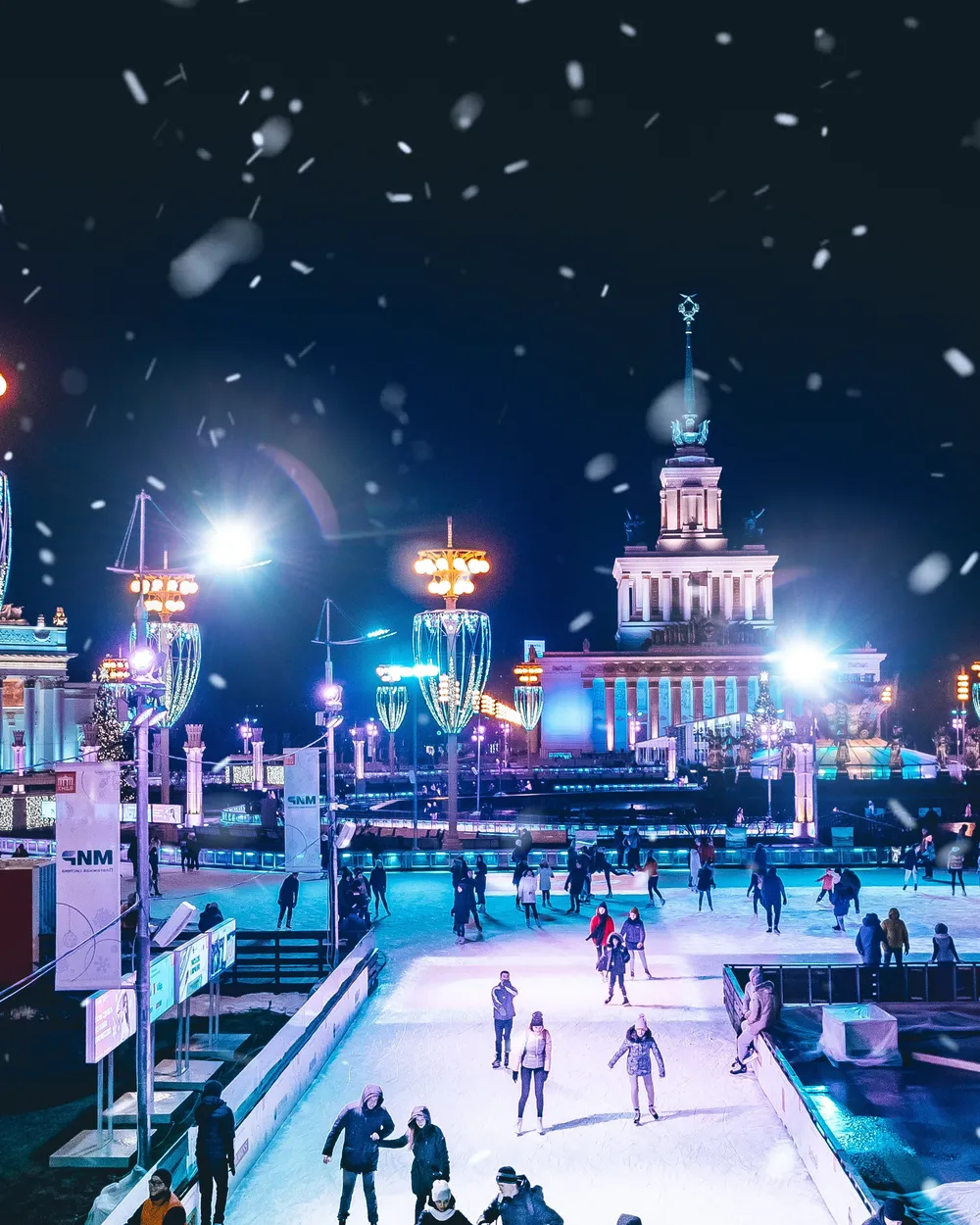 Космическое путешествие на ВДНХ: от фонтанов до звезд!