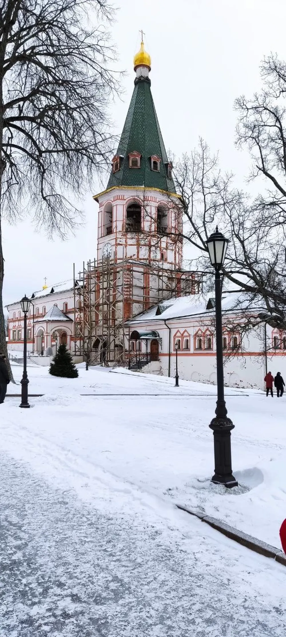 Валдайский Иверский монастырь – центр колоколов