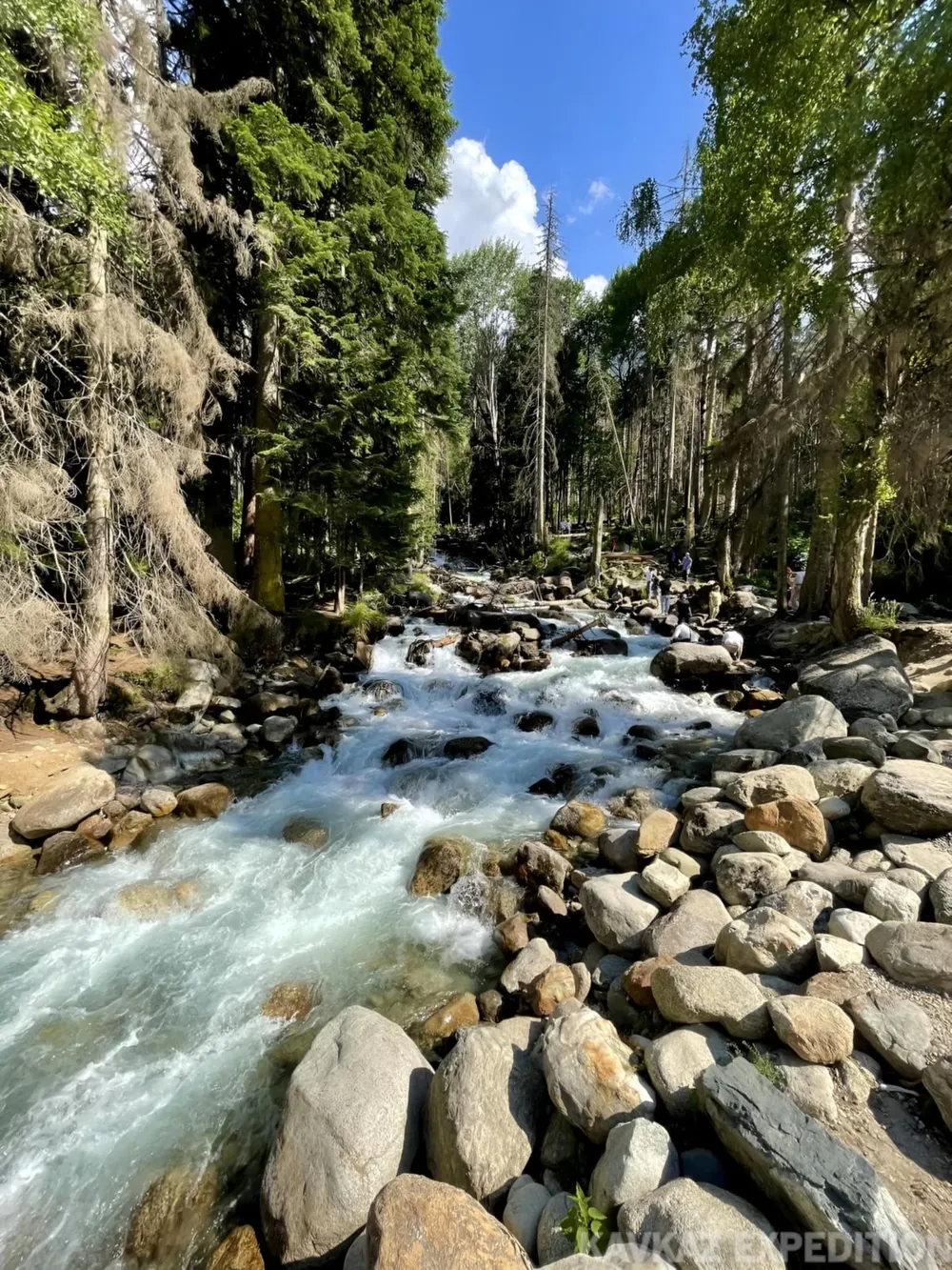 Путешествие на Домбай, Сырные пещеры и Уллу-Муруджу из Ессентуков