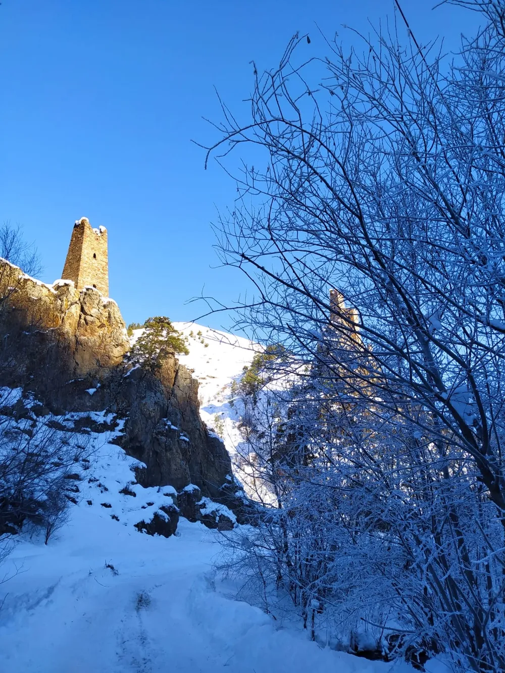 Авторская экскурсия по Ингушетии. Средневековые замки, горные водопады, умеренные восхождения