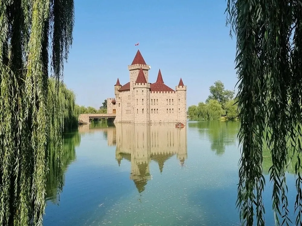 Авторская экскурсия по Кабардино-Балкарии с аттестованным гидом-историком. Купание в термах!