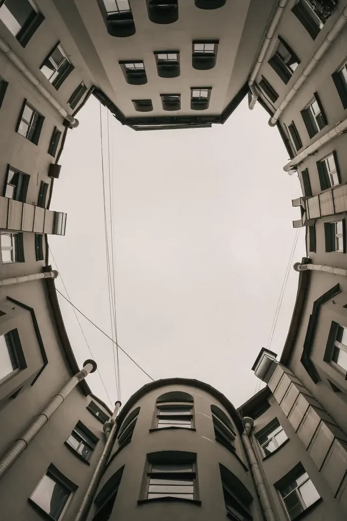 Четыре грани Петербурга