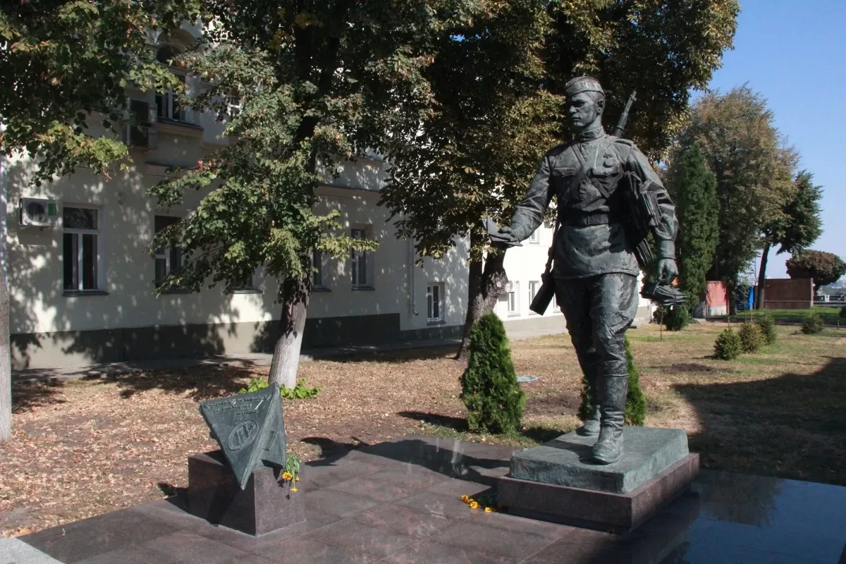 Обзорная пешеходная экскурсия «Знакомство с Воронежем»