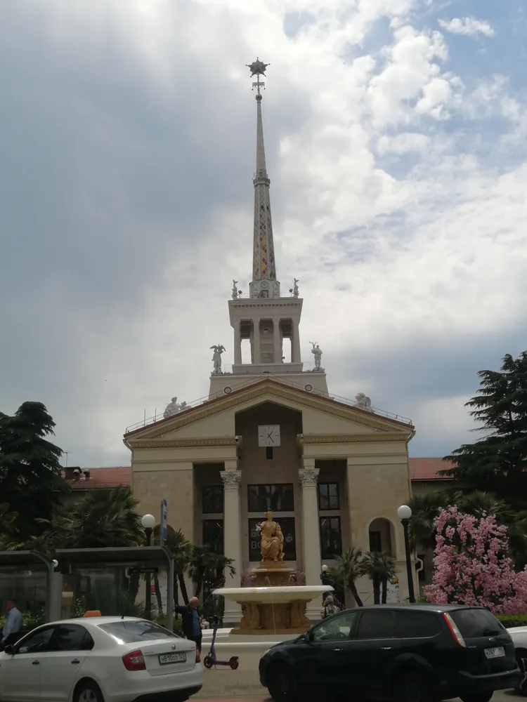 Сочи без суеты: прогулка по улочкам с историей и характером