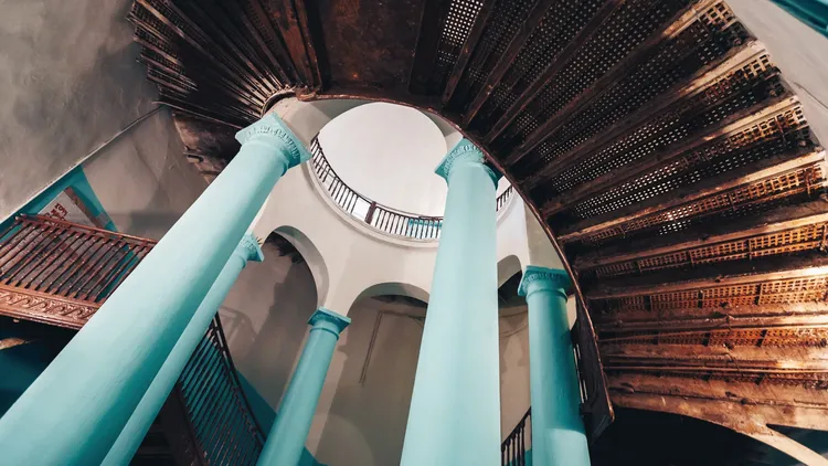 Петербург без скучных дат: необычная обзорная экскурсия