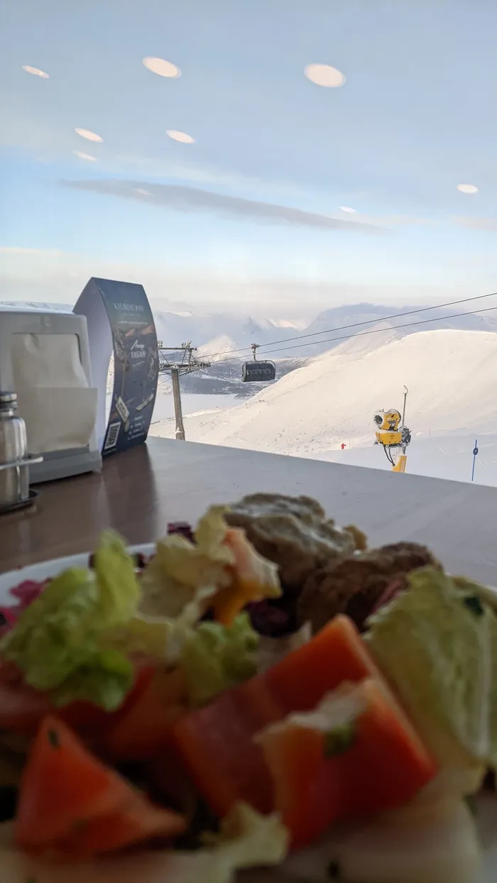 Хибинский калейдоскоп: яркое путешествие за северным сиянием