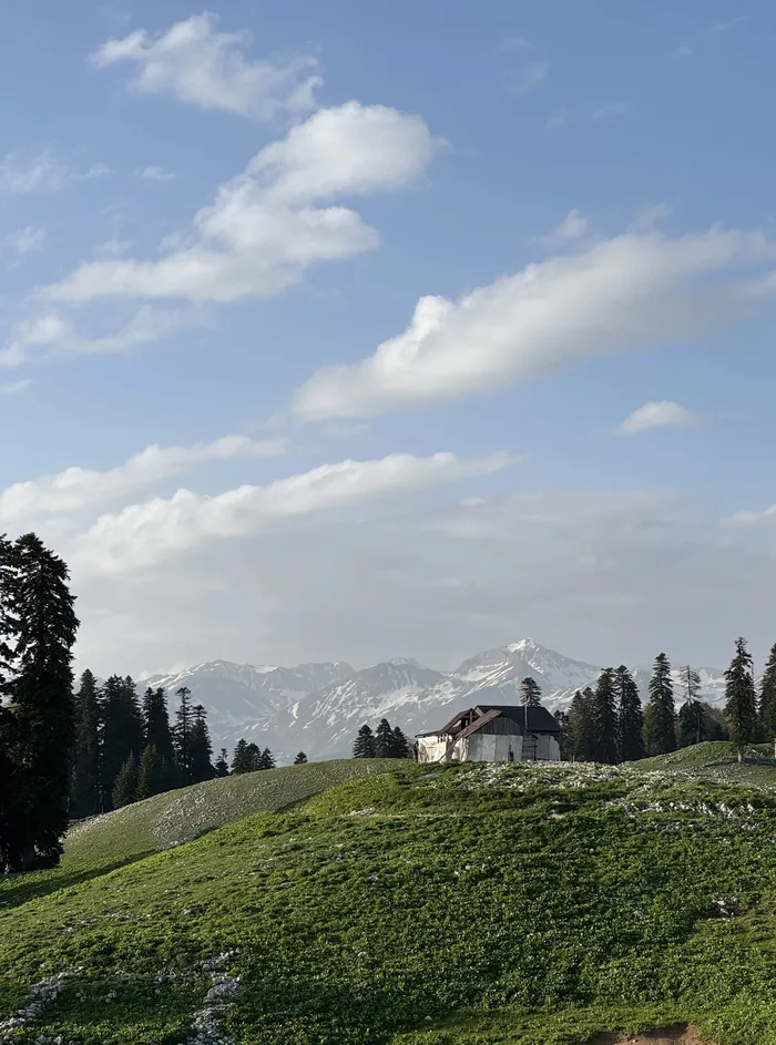 Необычные уголки Абхазии: авторский эксклюзивный маршрут с выездом из Адлера, Сочи и Красной Поляны