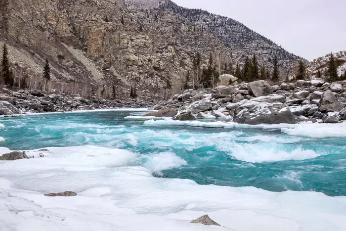Морозные узоры Алтая: там, где рождается чистейший воздух планеты