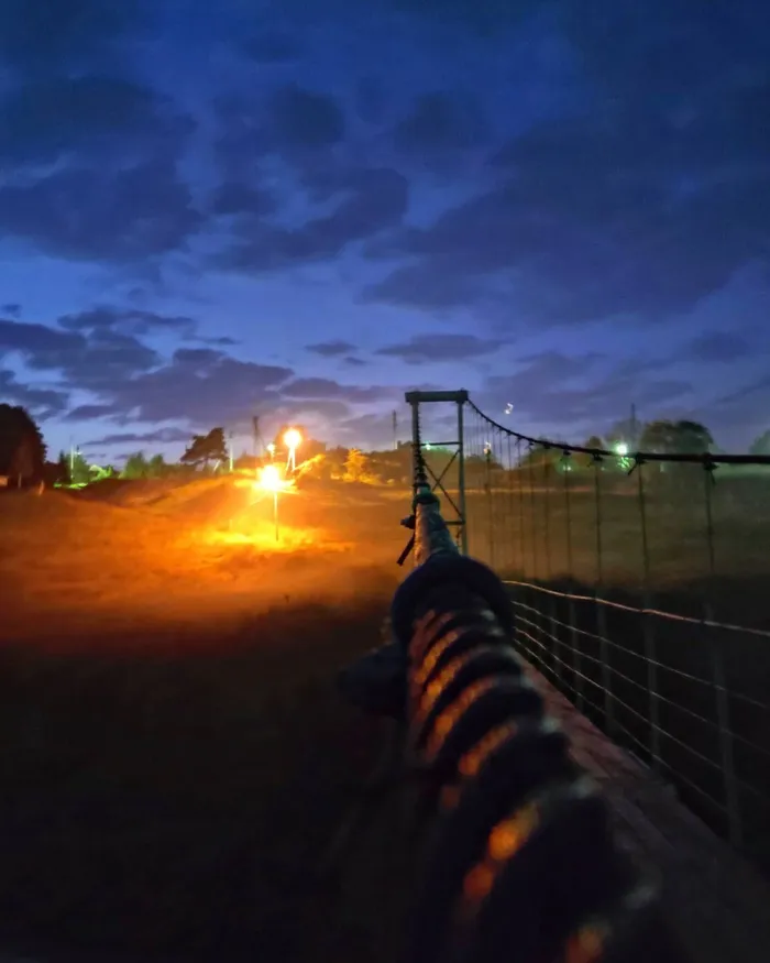 50 оттенков эмоций: красочный вояж по подвесным мостам