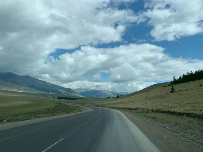 Алтай для своих с необычного ракурса: трекинг над изумрудной Катунью