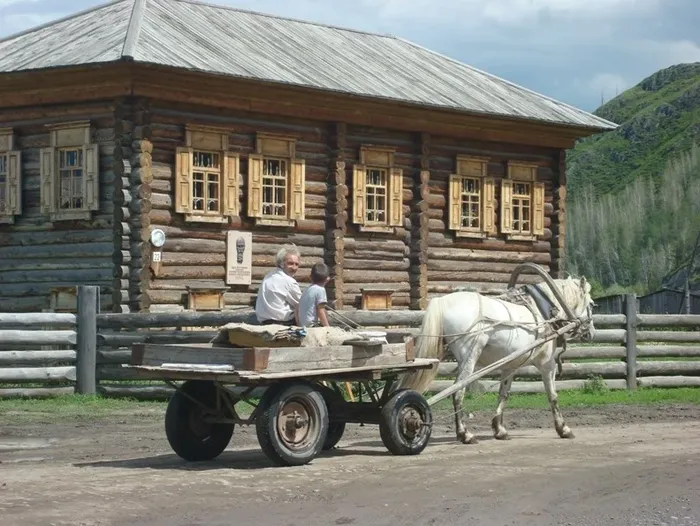 Алтай для своих с необычного ракурса: трекинг над изумрудной Катунью
