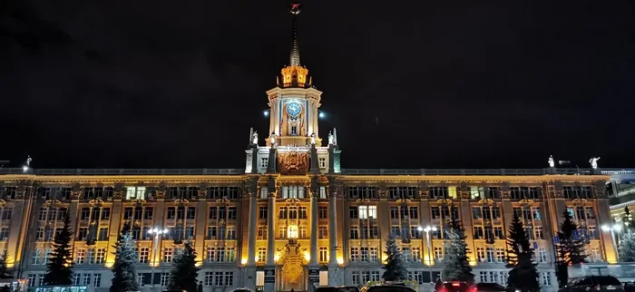 Екатеринбург: 3 часа, чтобы захотеть вернуться снова