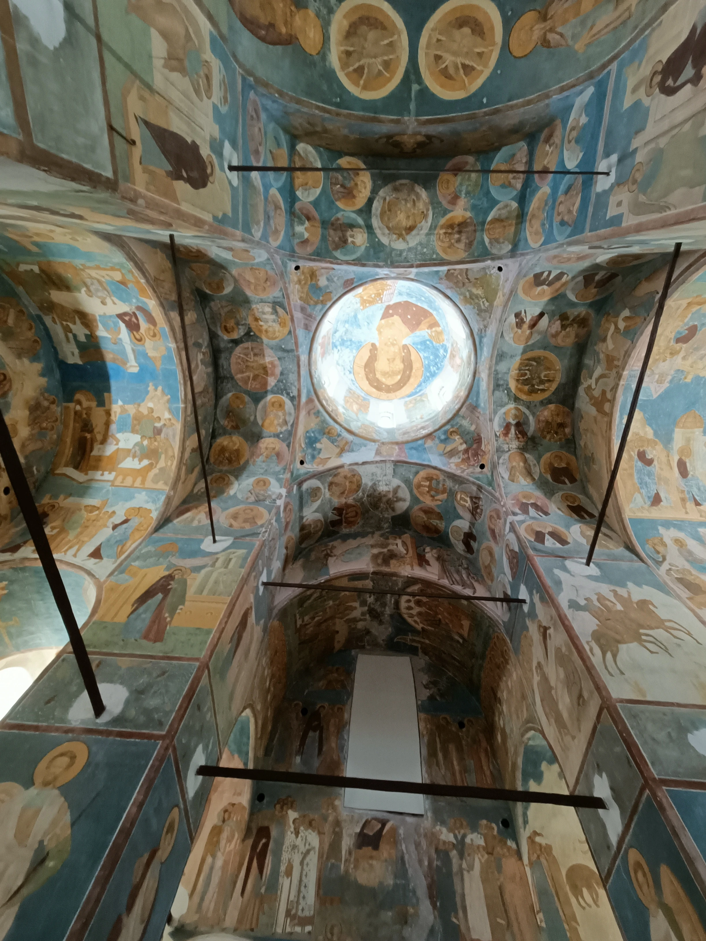 Кириллов и Ферапонтово - заповедные места Вологодчины