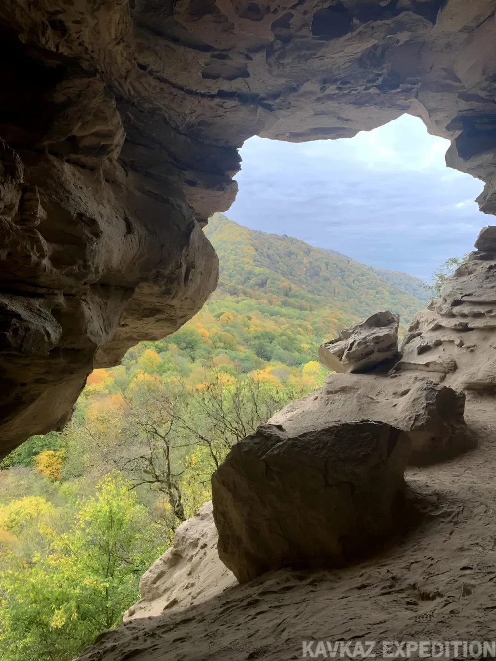 Путешествие на Домбай, Сырные пещеры и Уллу-Муруджу из Ессентуков