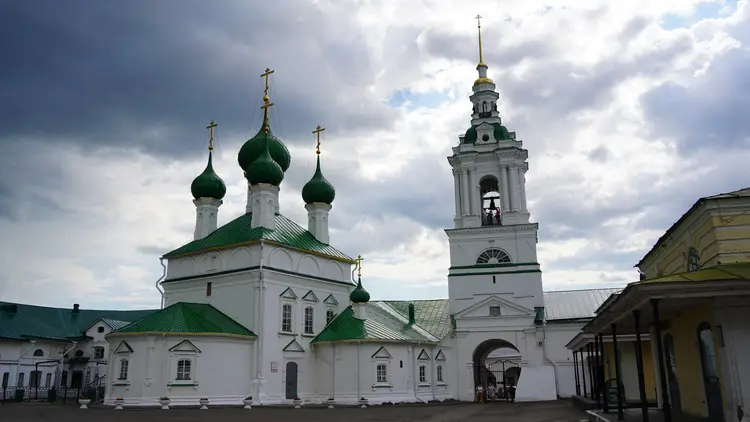 Ярмарка невест, костромские миллионеры и король Волги: истории старой Костромы