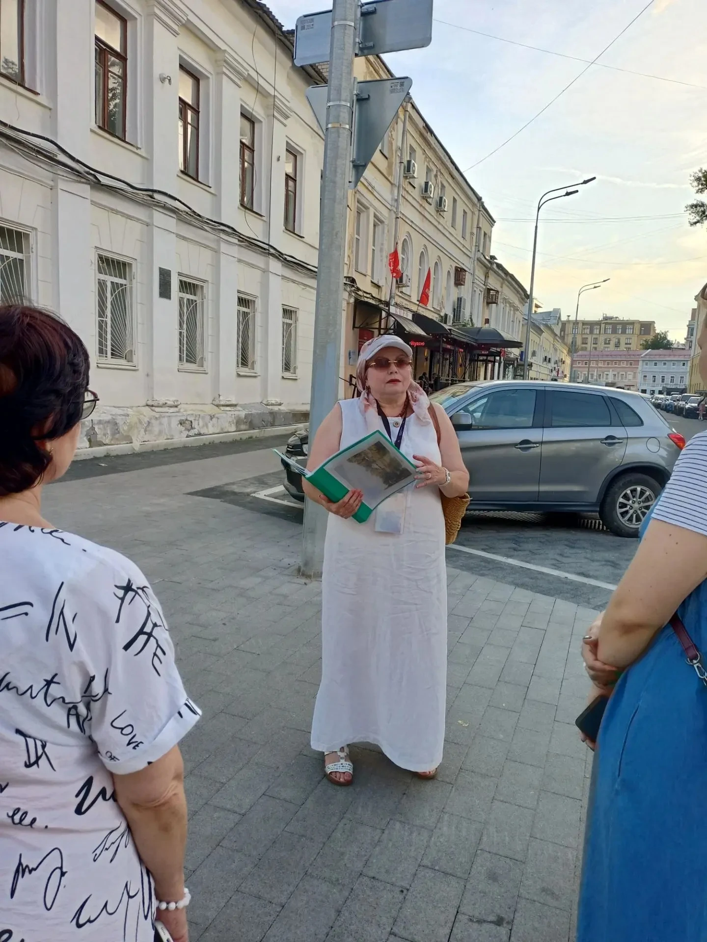 Черный пруд: камерная экскурсия по тихим уголкам старого города