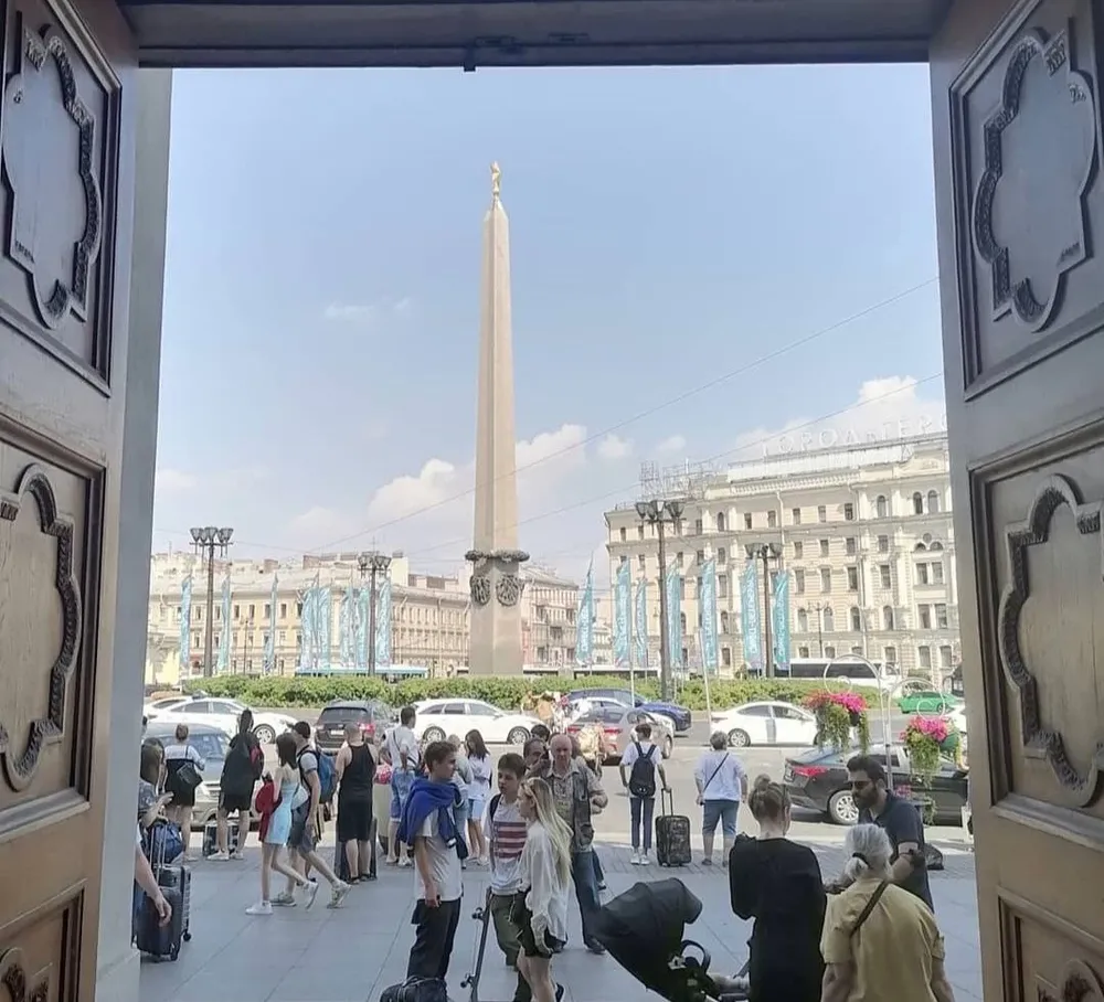 Из Москвы в Санкт-Петербург за один день – успеть всё и даже больше!