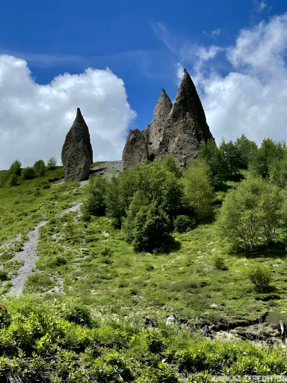 Джилы-Су, водопады и суслики (из Кисловодска)