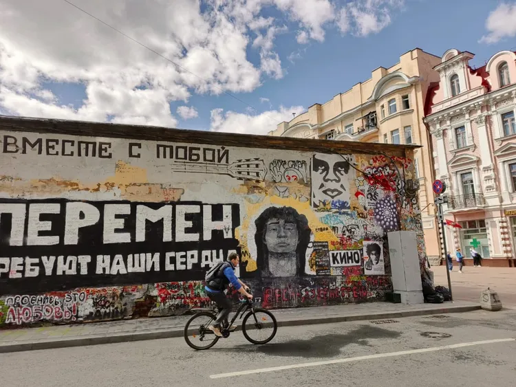 Старый Арбат - от прошлого к настоящему