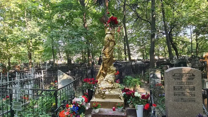 Есть ли жизнь на Ваганьковском кладбище? Часть 1