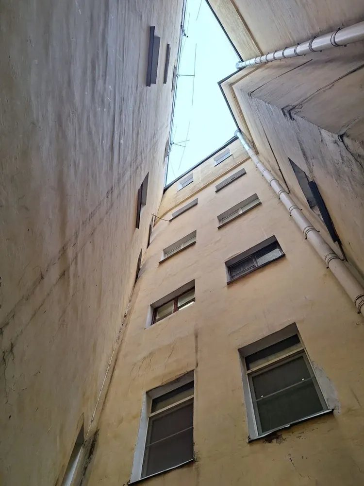 Однодневный тур из Москвы по Санкт-Петербургу