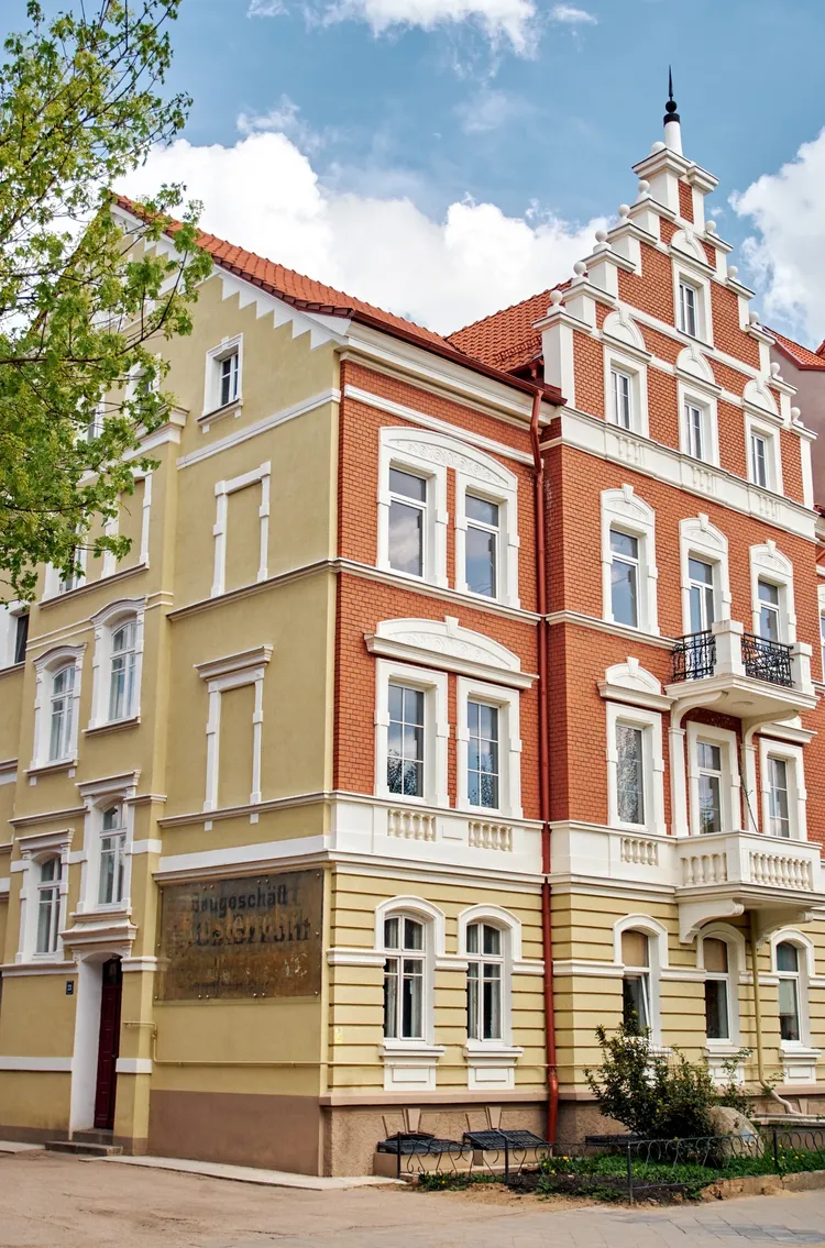 Авторская экскурсия на авто по г. Калининграду, Черняховску и побережью!