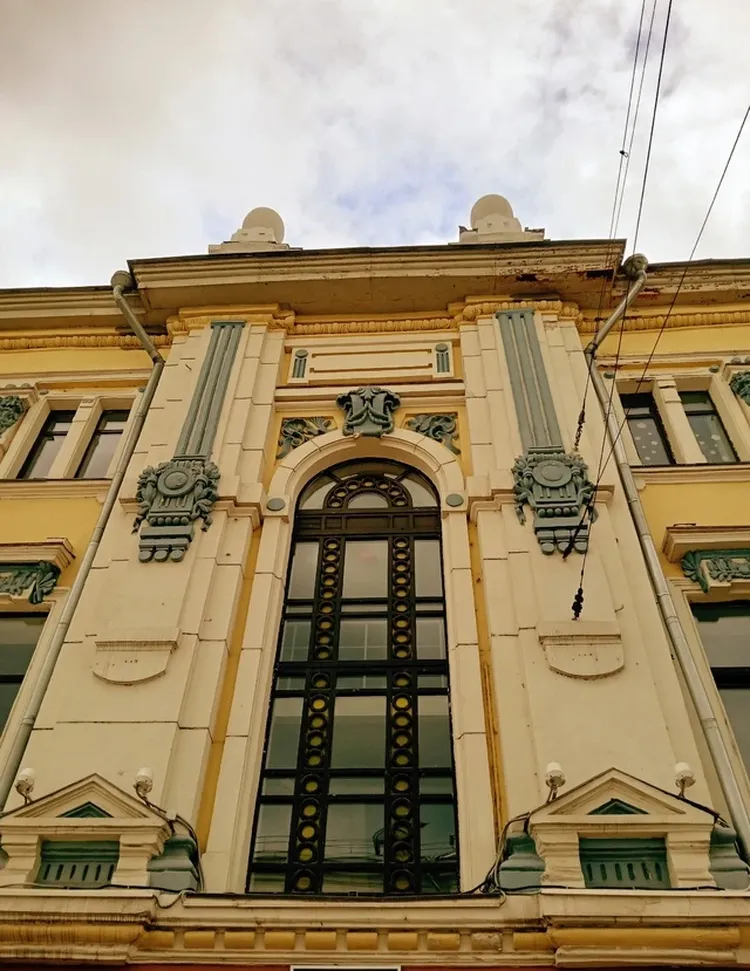 Блеск и нищета в Нижнем Новгороде: о социальном соседстве времен XIX века