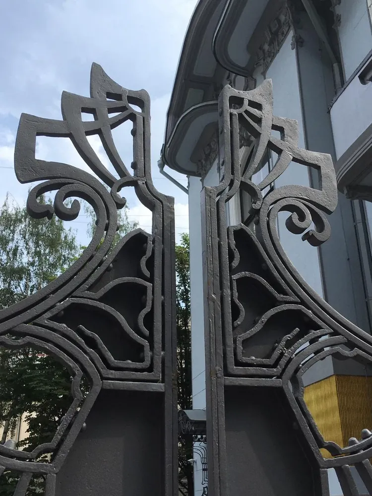 Поварская улица: тайны московской аристократии