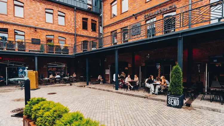 Петербург без скучных дат: необычная обзорная экскурсия