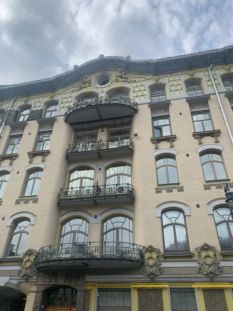 Пречистенка: дворцы и тайные истории старой Москвы