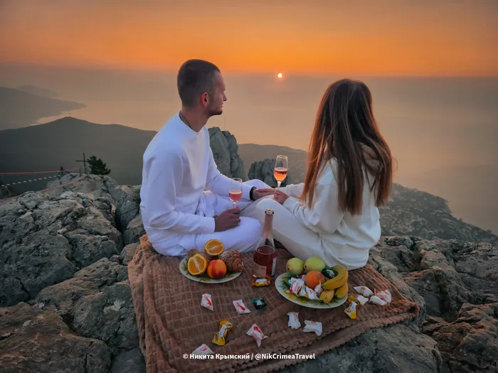 Ай-Петри в золотых лучах: закатная или рассветная фотосессия