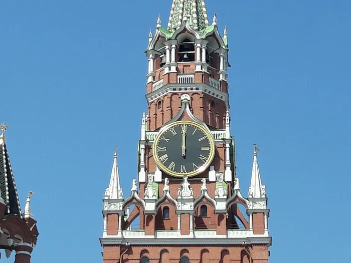 Где бьется пульс России: Красная площадь и Александровский сад