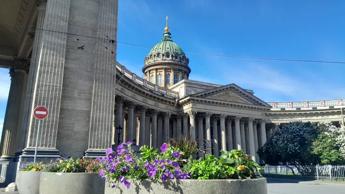 Индивидуальная обзорная экскурсия по Санкт-Петербургу на автомобиле