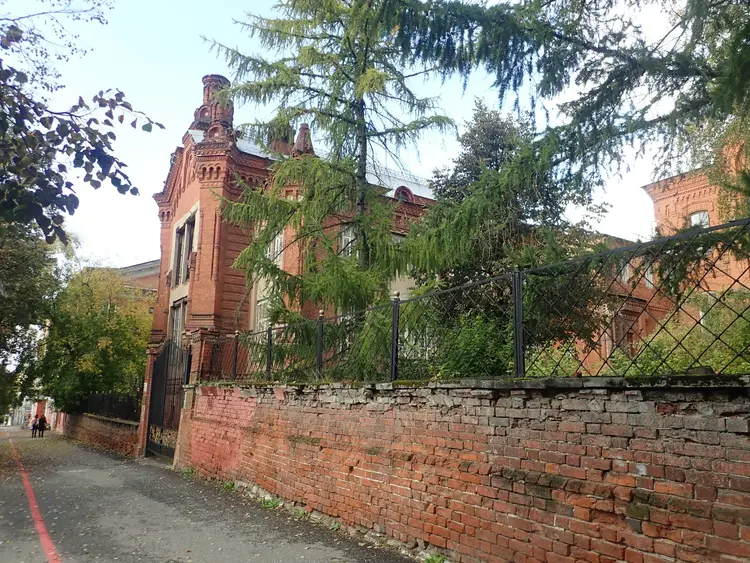 Мистическая экскурсия по старой Перми: темные истории одного города