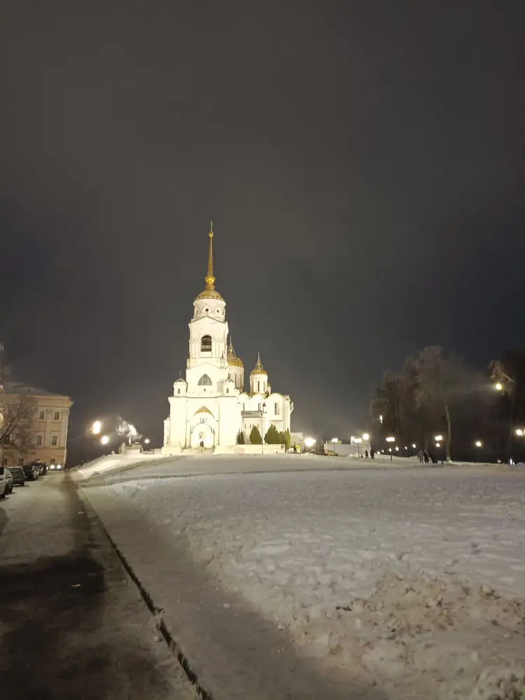 Белый лебедь русского зодчества: авторский маршрут Владимир – Боголюбово на автомобиле заказчика