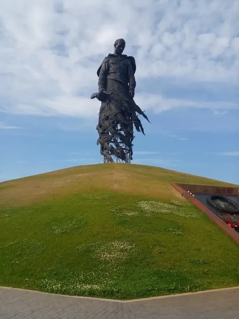 г. Старица — г. Ржев — мемориал Советскому солдату