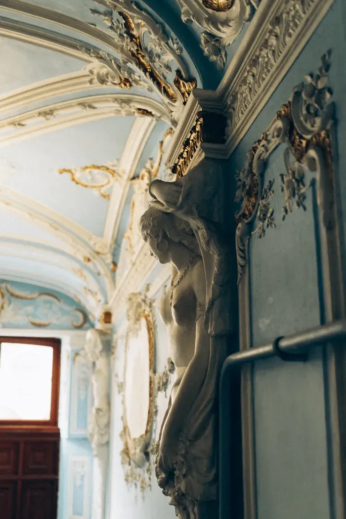 Четыре грани Петербурга