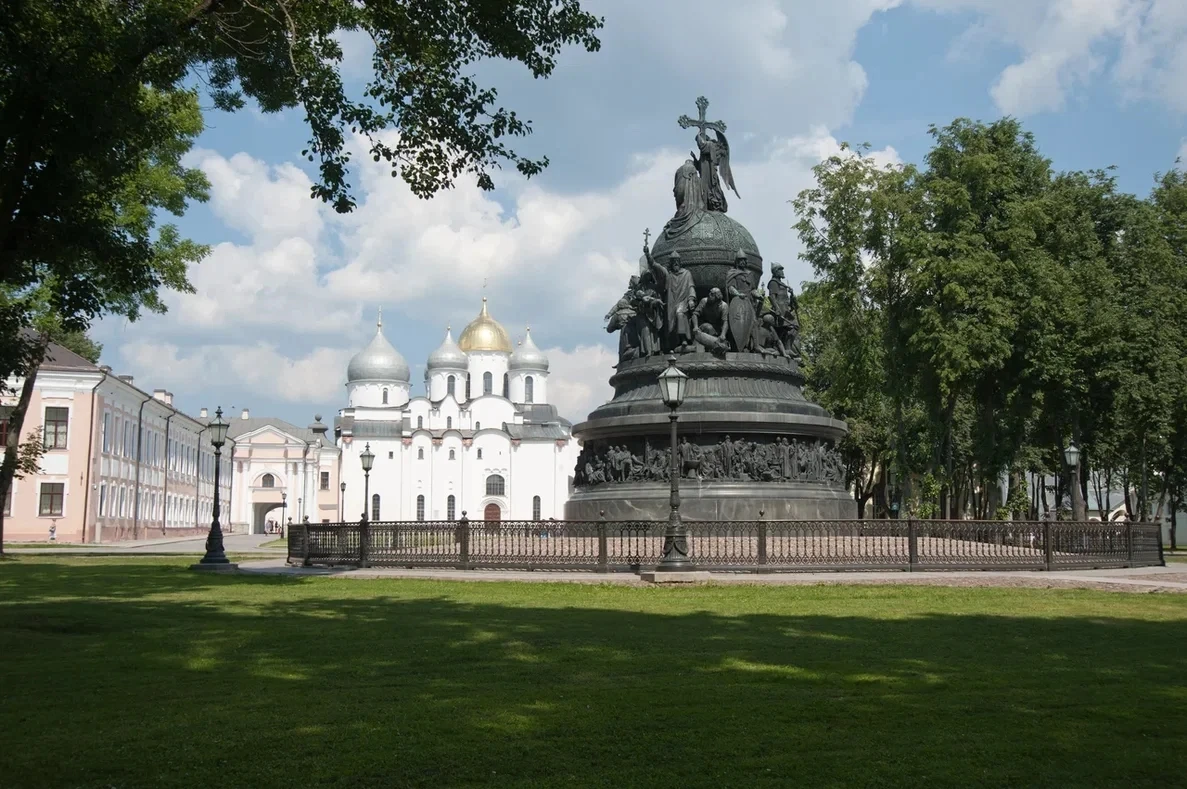 Великий Новгород: пешеходная экскурсия по старому городу