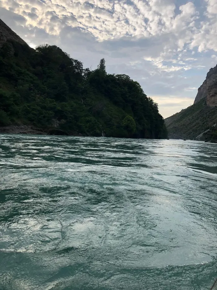 Сулакский каньон: виражи на катере и 146 фотографий счастья