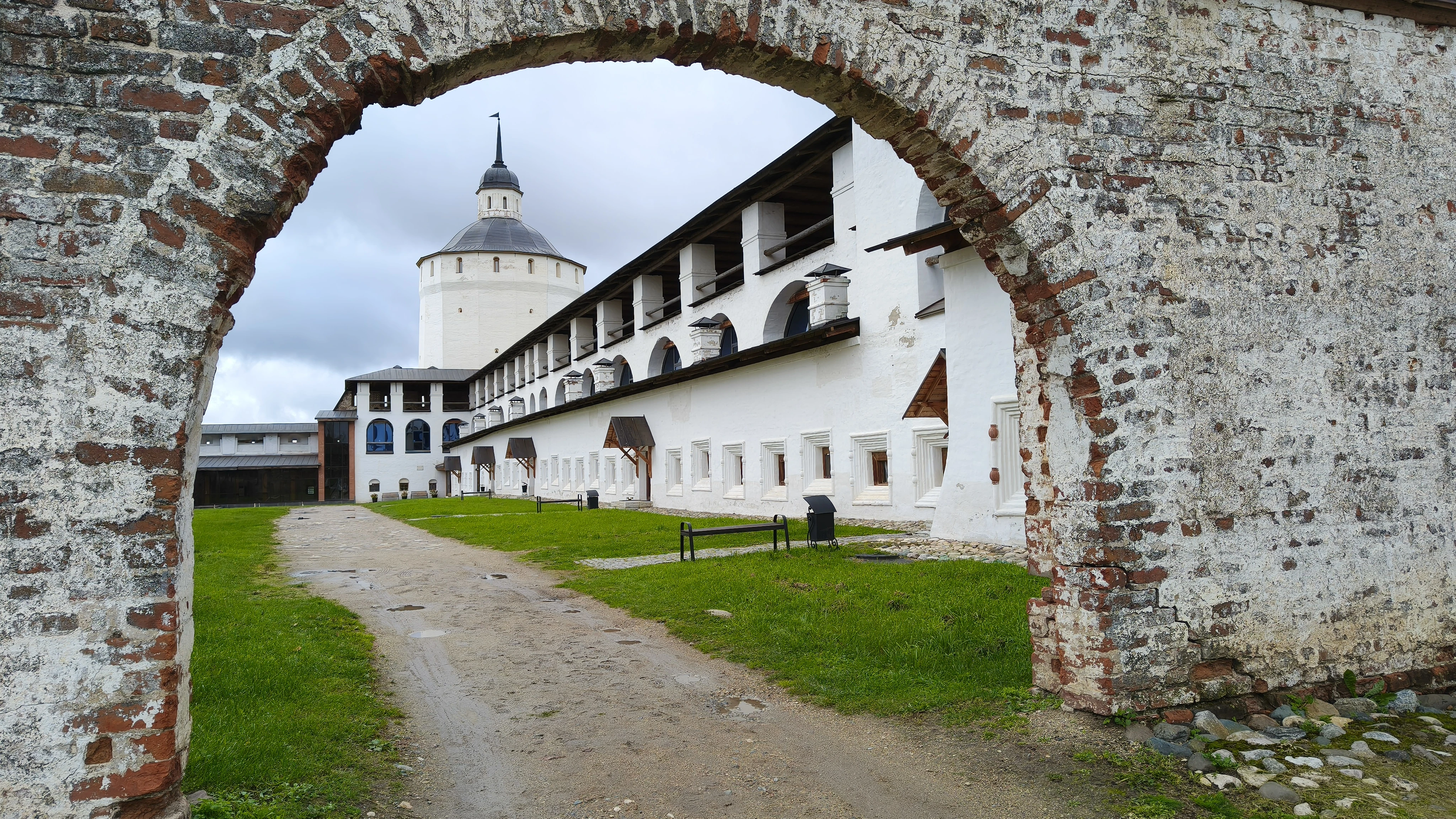 Кириллов и Ферапонтово - заповедные места Вологодчины