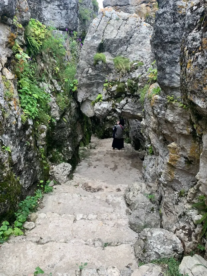 Авторский маршрут в Хунзах: тайны Аварского ханства, водопад Тобот и мистическая Каменная чаша