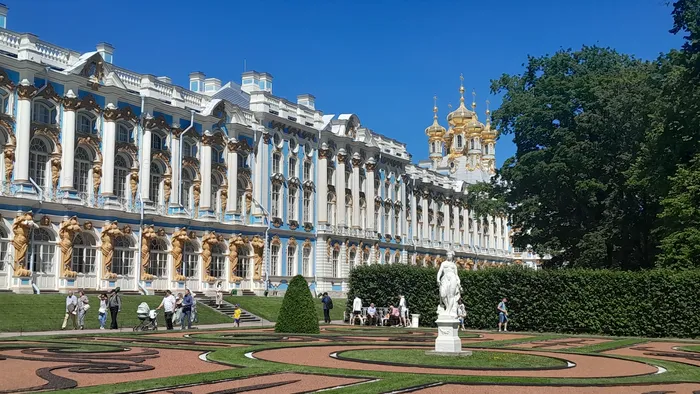 Индивидуальная экскурсия в Царское Село (Пушкин) на автомобиле